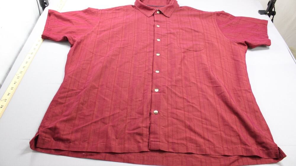Van Heusen Button-Up 2XL Red Vertical Textured Stripes Side Hem Vents Mens
